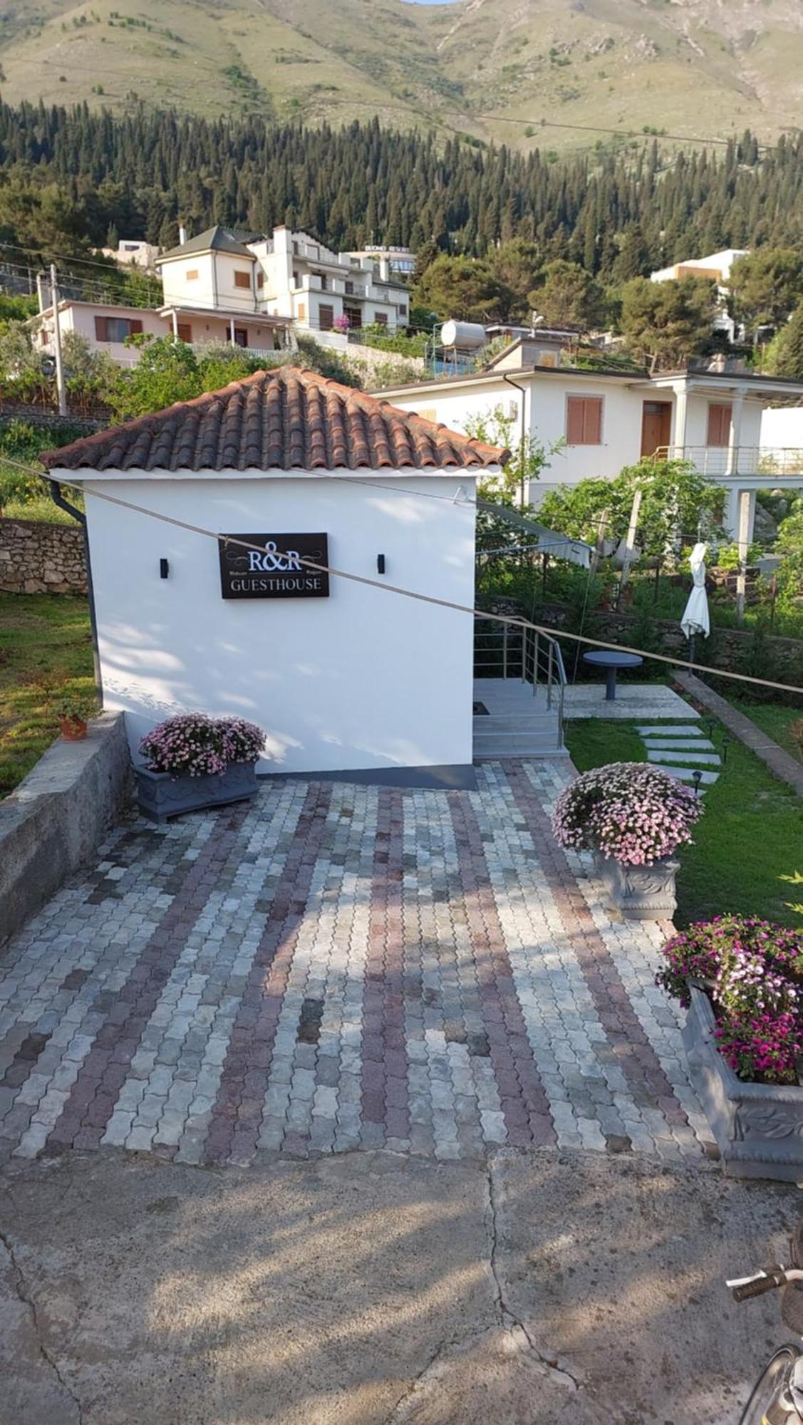 Hotel R&R Gesthouse Široka Exterior foto